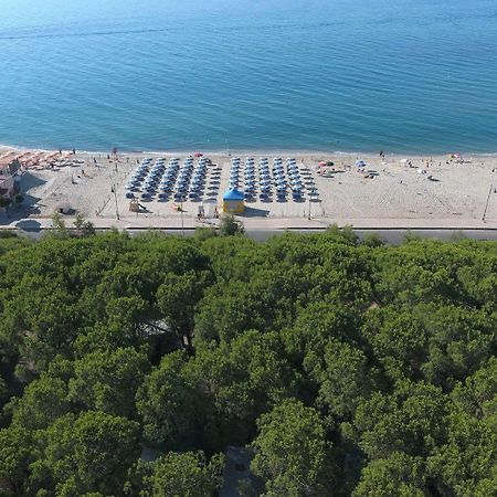 Villaggio Camping Lungomare Cropani Ngoại thất bức ảnh