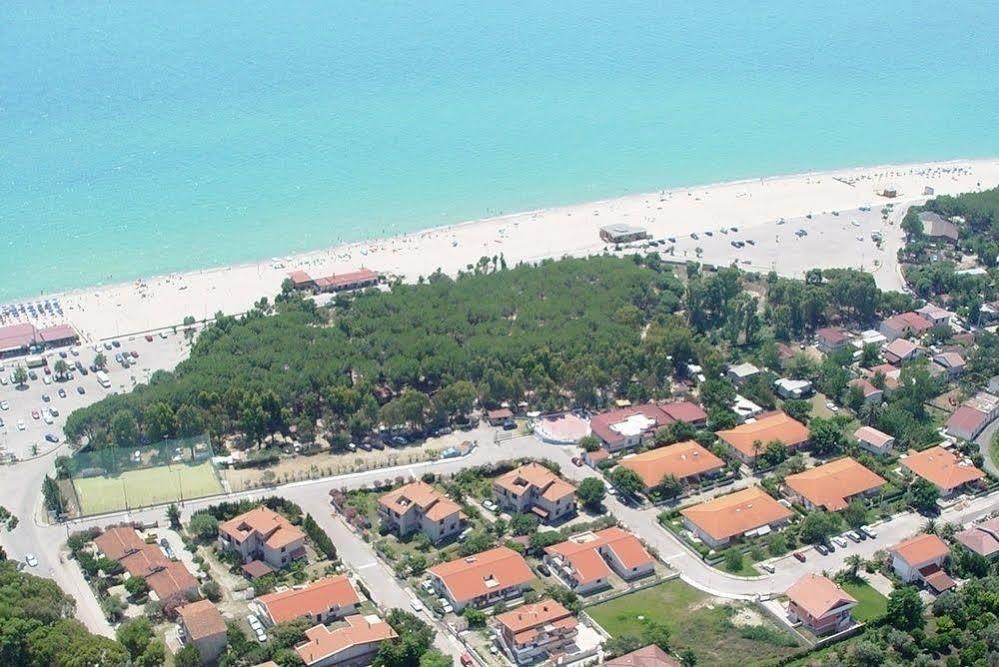 Villaggio Camping Lungomare Cropani Ngoại thất bức ảnh